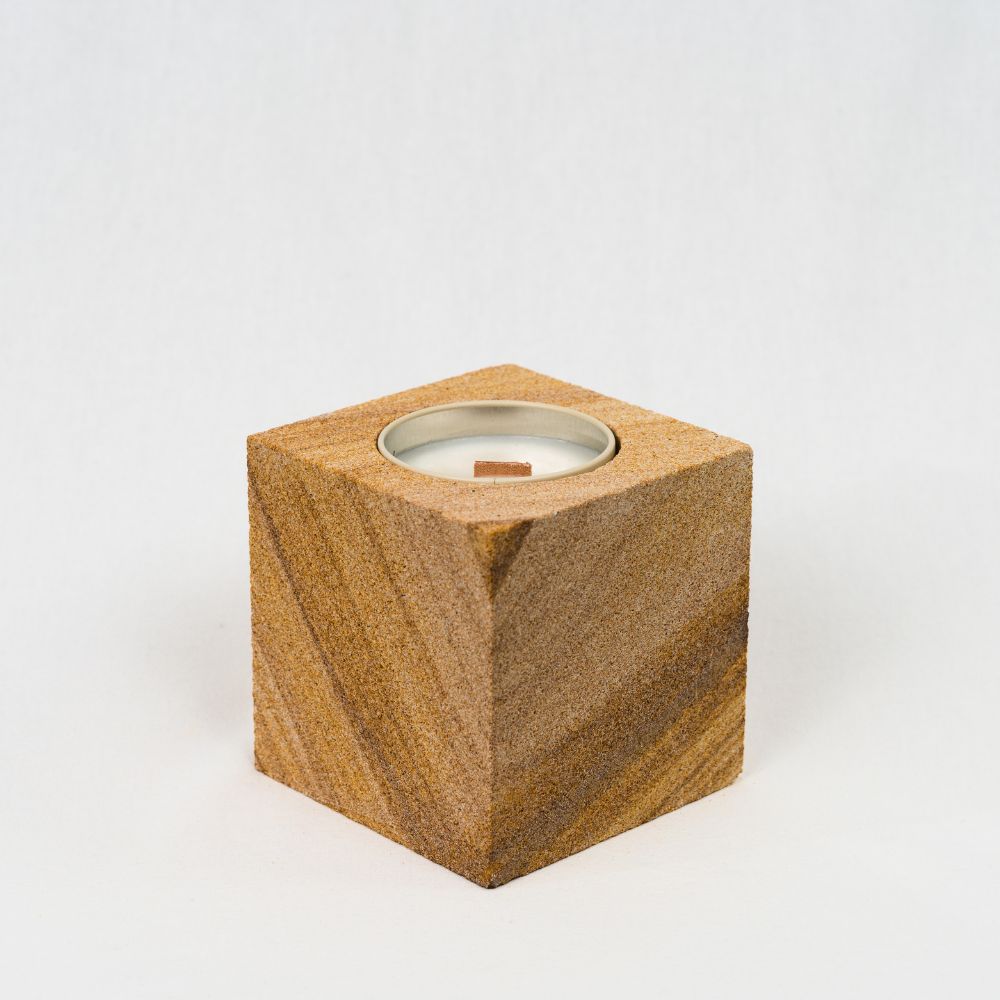 Tokai RCK Candle - Tobacco, Amber & Hay