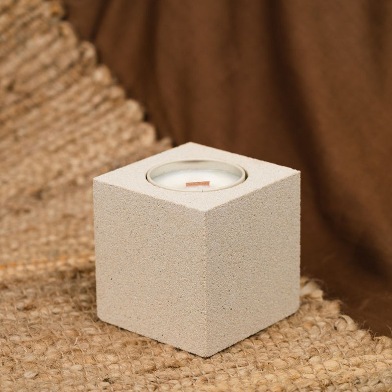 Tokai RCK Candle - Tobacco, Amber & Hay